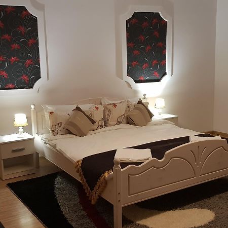 Apartament Bianca Hotel Sibiu Esterno foto