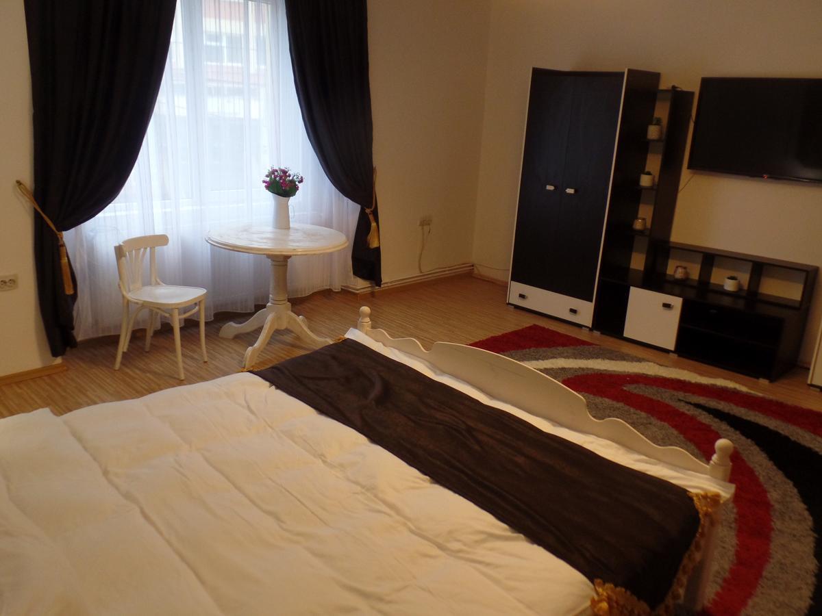 Apartament Bianca Hotel Sibiu Esterno foto