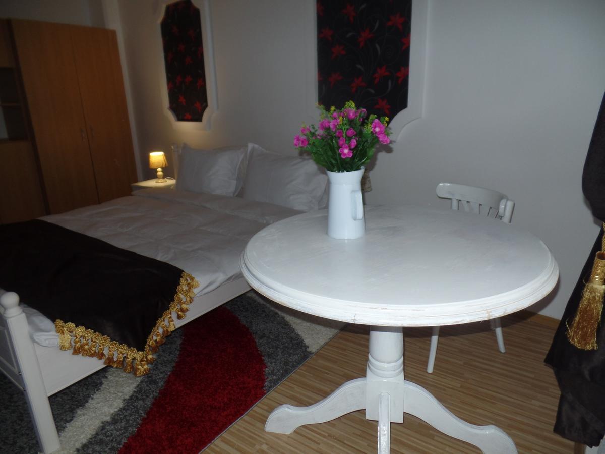 Apartament Bianca Hotel Sibiu Esterno foto